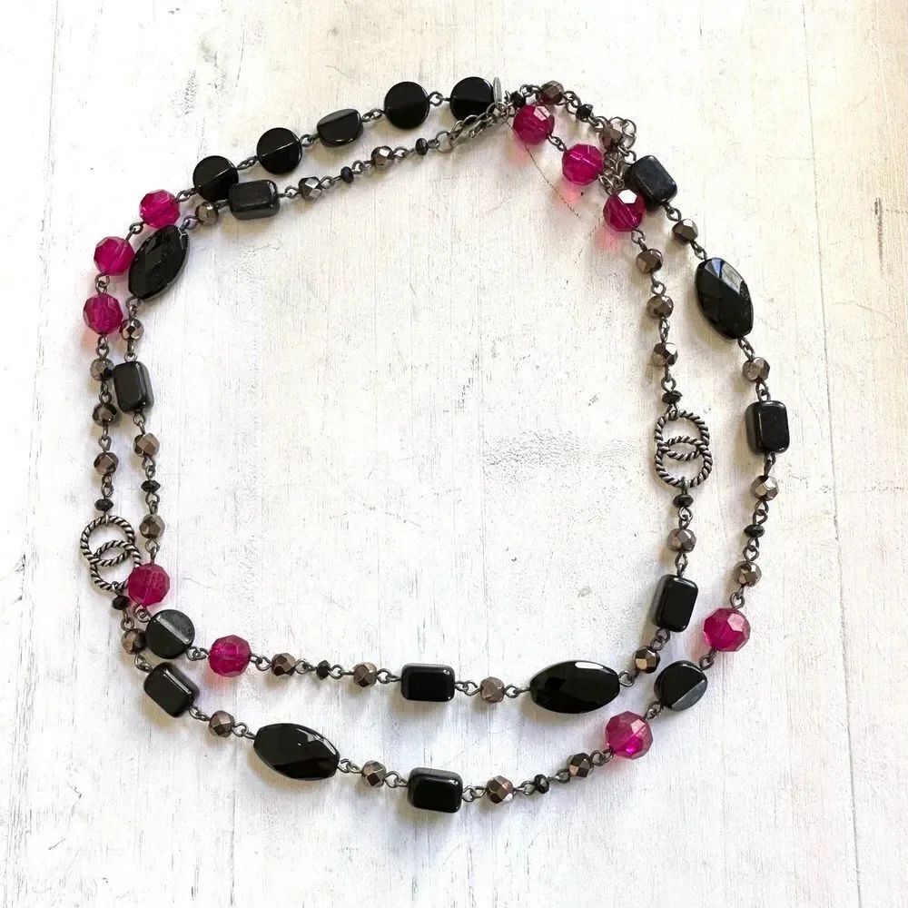 Lia Sophia long black and pink beaded necklace